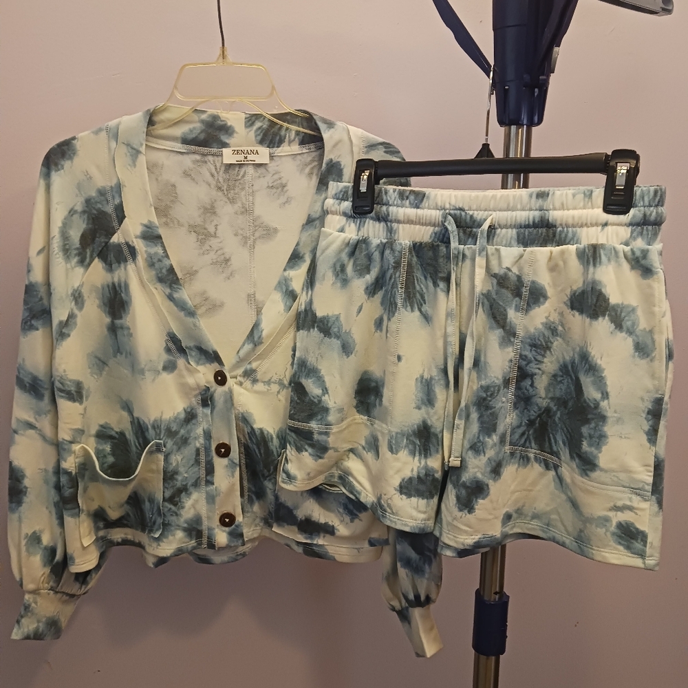New Boutique Zenana Blue Tie-Dye Cardigan and Shorts Set